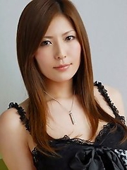 Busty redhead japan av idol Yuuna Shiina