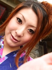 Yuka Kurosawa gives blowjob outdoor