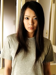 Prison babe displaying her boobs