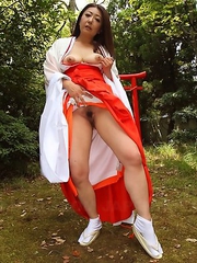 Hot Ayano Murasaki shows her twat
