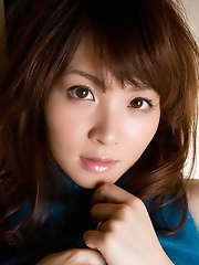 Miku Ohashi Moans to Her Pleasure