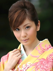Yuma Asami Pretty Nudie