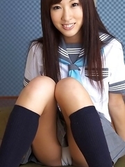 Ayaka Enomoto shows boobies in bra when not knowing theme