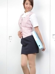Naoho Ichihashi in tight skirt is a very attractive doll